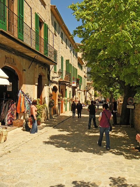 street with shops in Palma de Mallorca