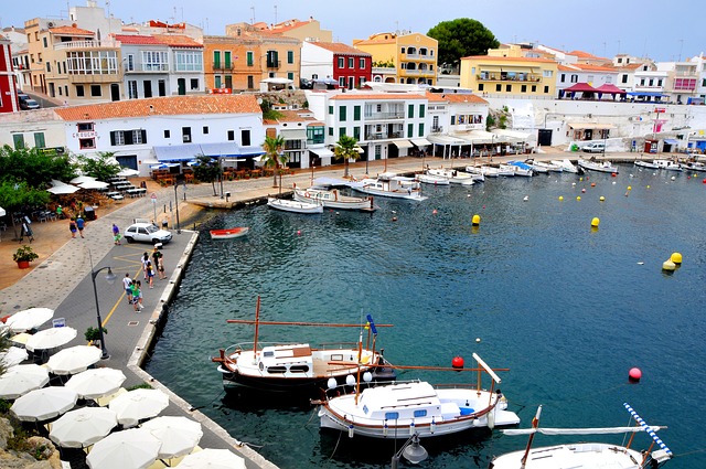 discover menorca
